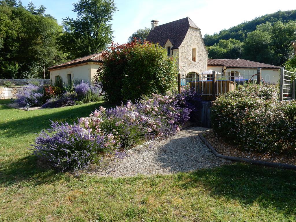 Le Hibou Heureux Bed & Breakfast Bézenac Exterior foto
